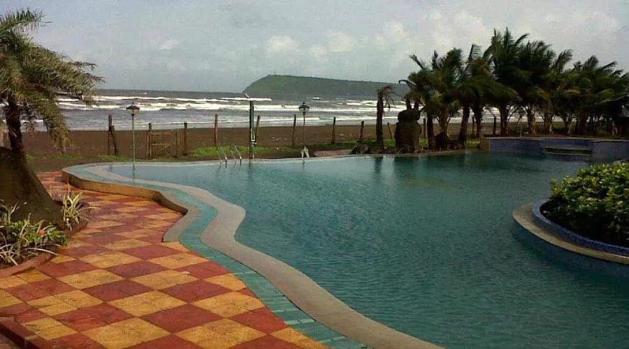 RatnaSagar Resort in ratnagiri at hotelinkonkan.com