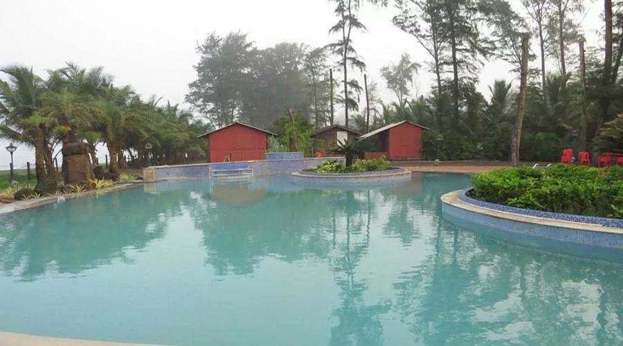 RatnaSagar Resort in ratnagiri at hotelinkonkan.com