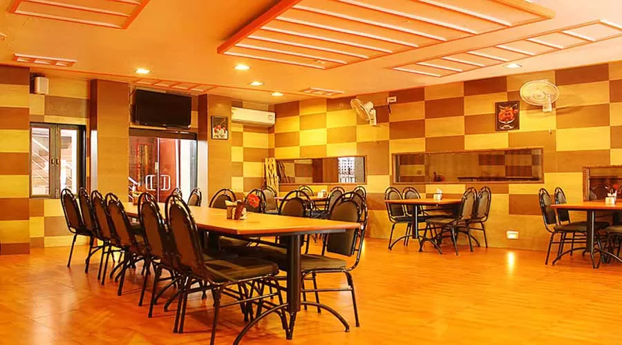 Hotel Safari Asia ratnagiri at hotelinkonkan.com