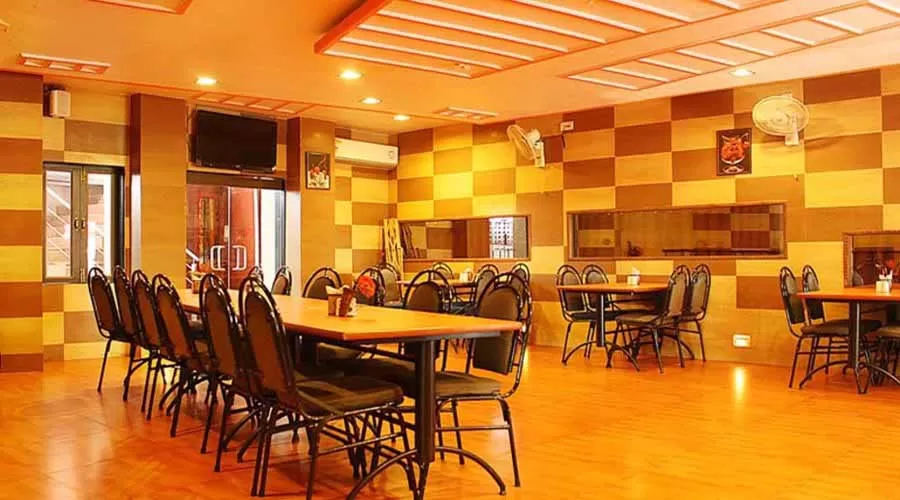 Hotel Safari Asia ratnagiri at hotelinkonkan.com