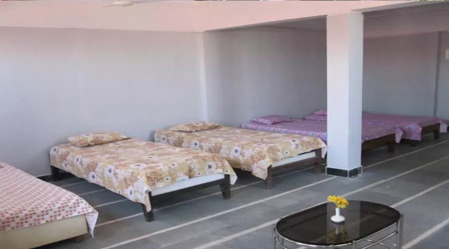 Gaurav Bed And Breakfast in ratnagiri at hotelinkonkan.com