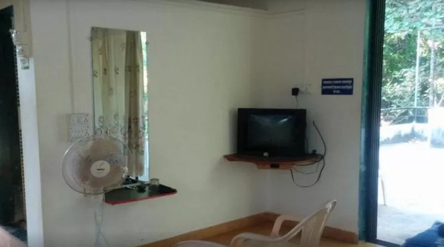 Saaj Resort in murud at hotelinkonkan.com