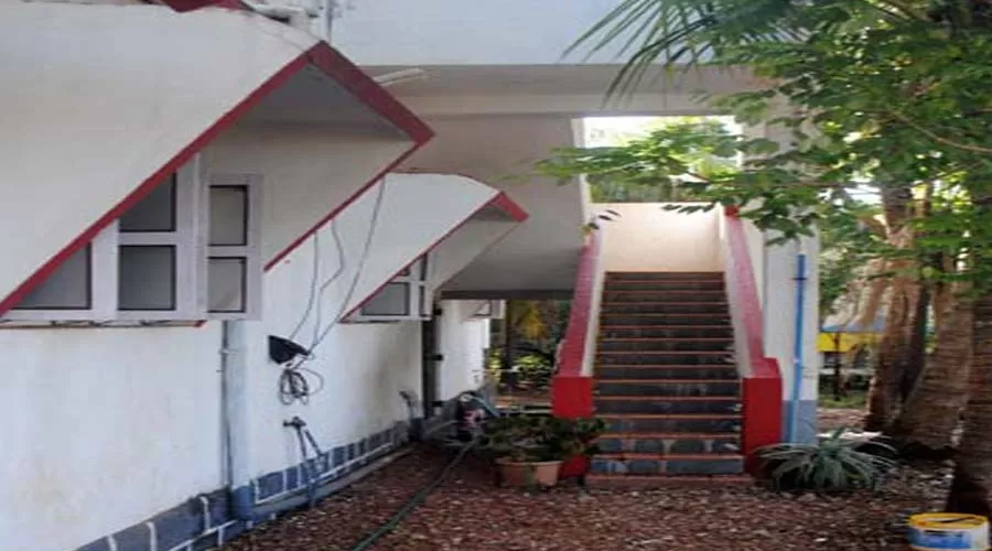 Dr.Dalvis Ashiyana in harnai at hotelinkonkan.com