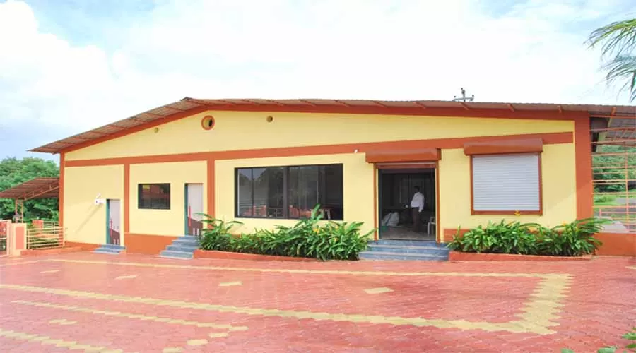 Raviraj Residency in harnai at hotelinkonkan.com