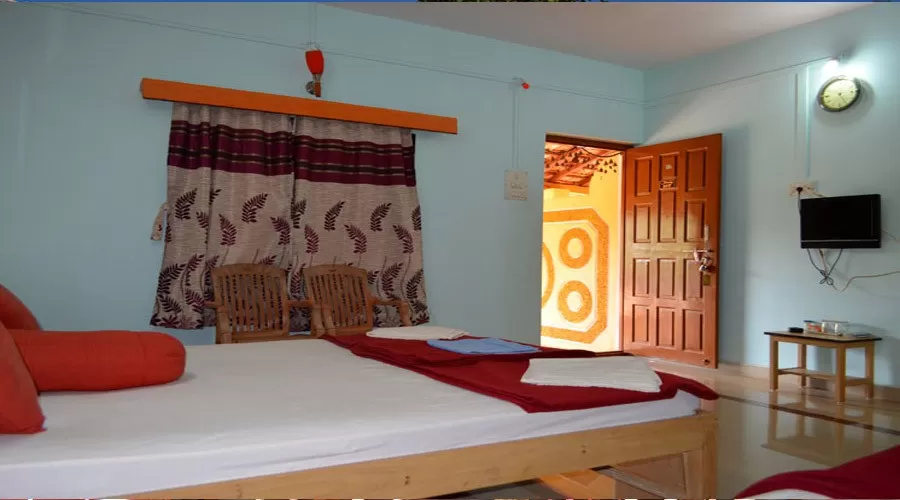 Nisarg Resort in guhagar at hotelinkonkan.com