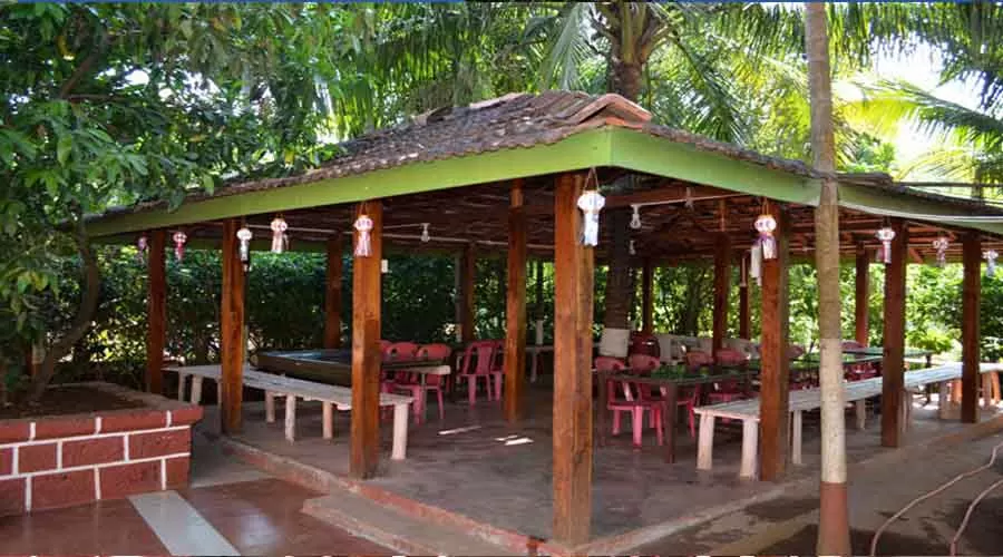 Nisarg Resort in guhagar at hotelinkonkan.com