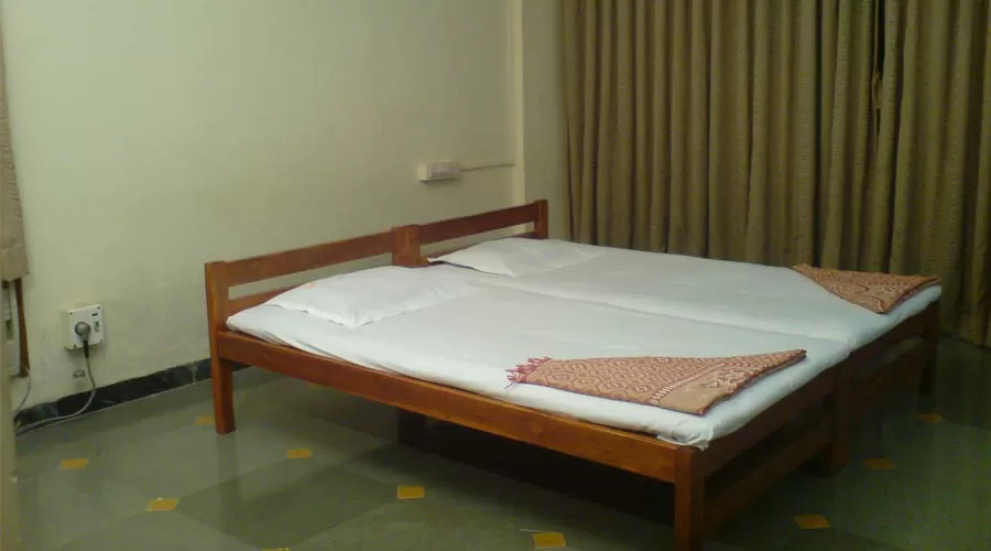 Hotel Annapurna in guhagar at hotelinkonkan.com