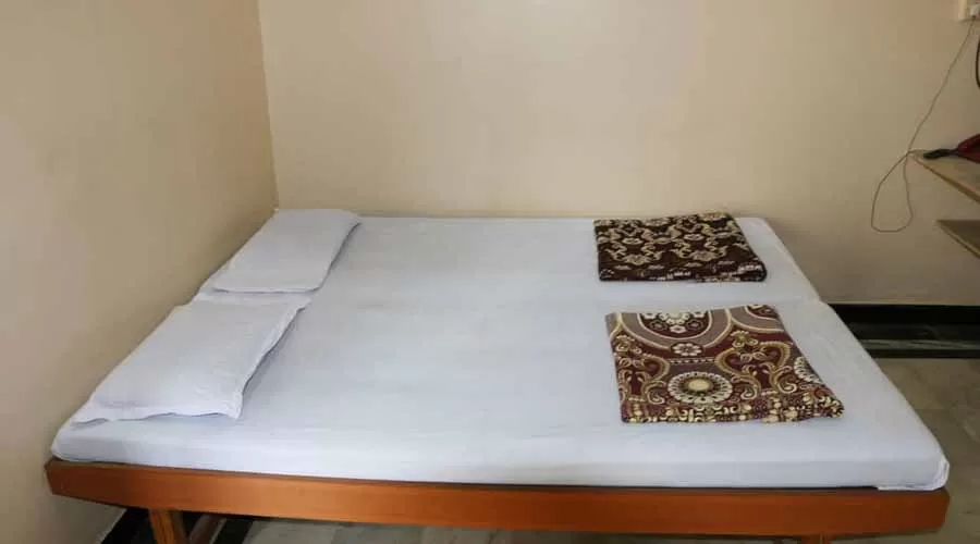 Manas Lodge in guhagar at hotelinkonkan.com