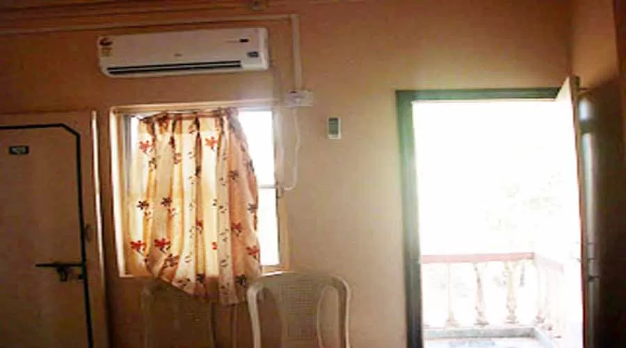 Manas Lodge in guhagar at hotelinkonkan.com