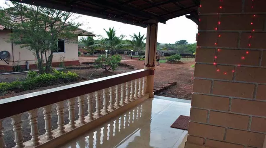 Hindustan Resort in guhagar at hotelinkonkna.com