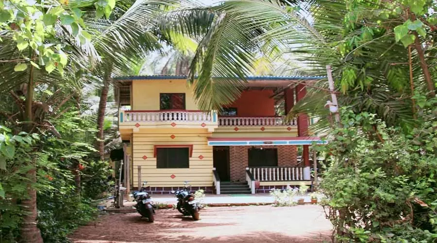 Sagar Shrushti Cottage in anjarle at hotelinkonkan.com