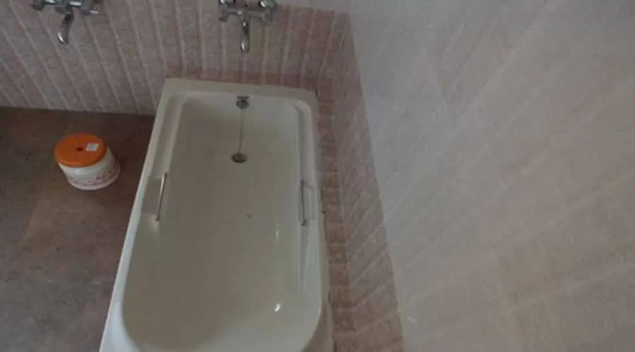 Paarijaat Holiday Inn in nagaon at hotelinkonkan.com