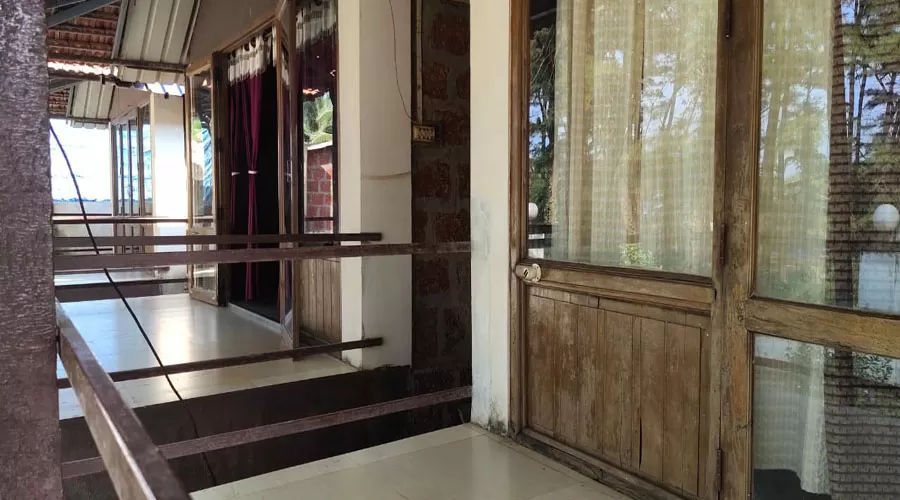 Manali Resort tarkarli