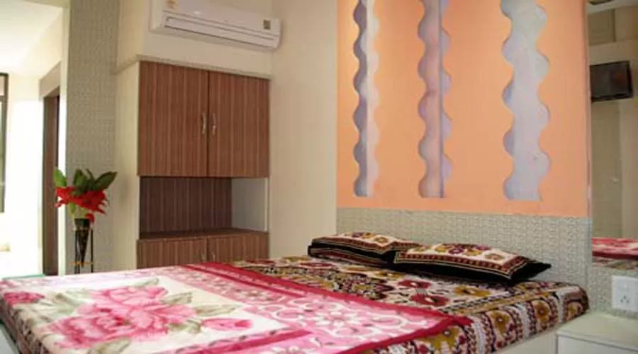 Prestige Deluxe in Guhagar at hotelinkonkan.com