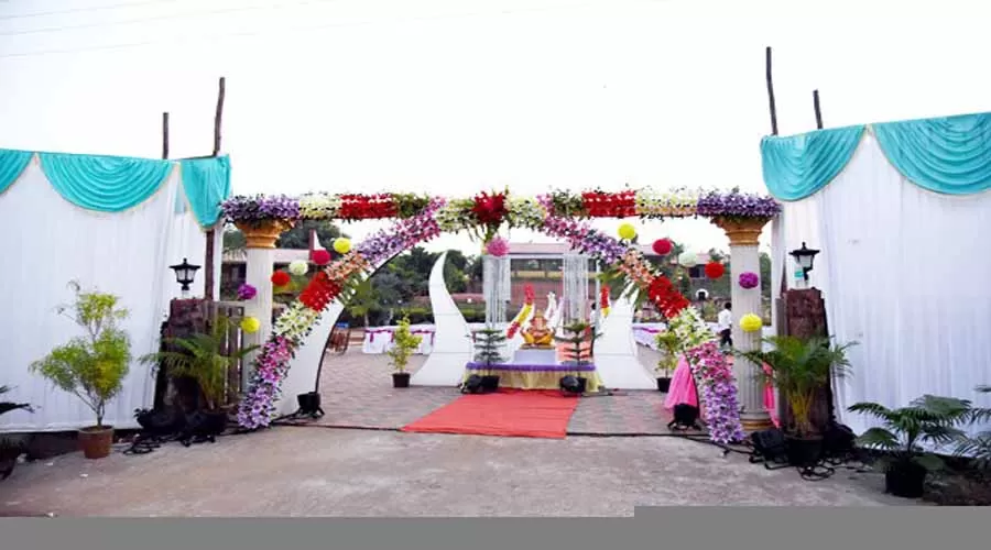 The Hill Treat Hotel and Resort vengurla at hotelinkonkan.com