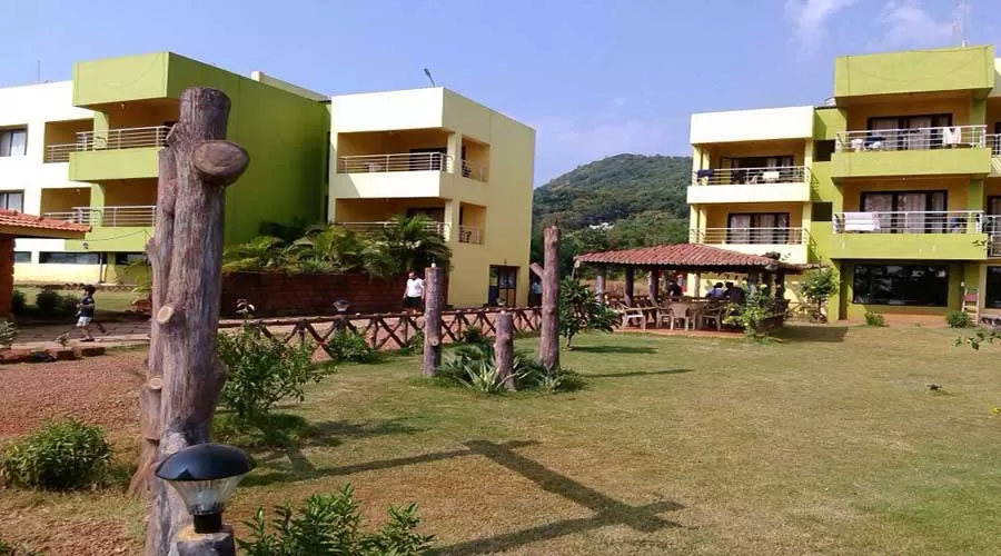 Sagar Raj Beach Resort in karde dapoli at hotelinkonkan.com