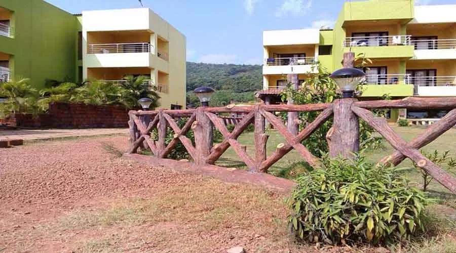 Sagar Raj Beach Resort in karde dapoli at hotelinkonkan.com