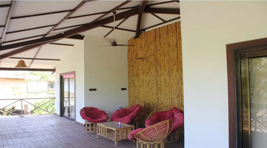 JenJon Holiday Homes phansad at hotelinkonkan.com