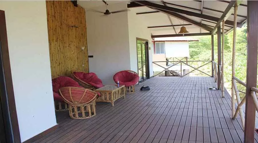 JenJon Holiday Homes phansad at hotelinkonkan.com