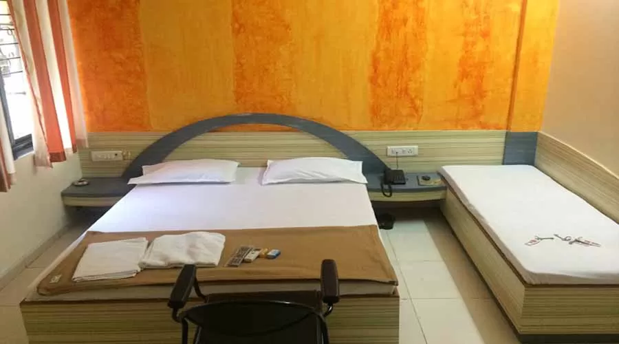 Saitej Lodging in mahad at hotelinkonkan.com