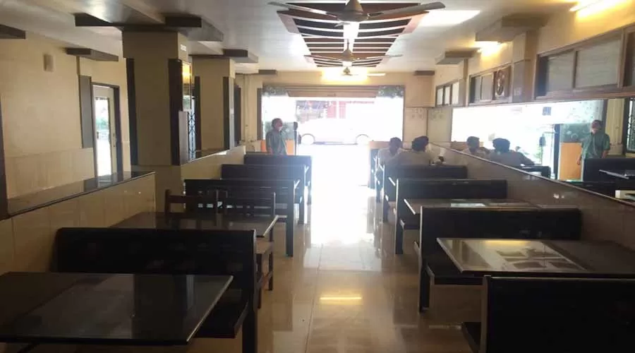 Saitej Lodging in mahad at hotelinkonkan.com