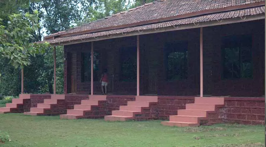 Vanalika Holiday Home in sangemeshwar