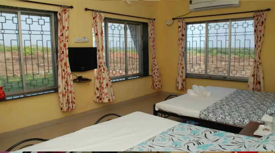 Shiv Rekha Resort in devgad at hotelinkonkan.com