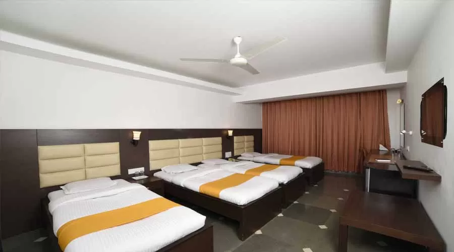 Bisu Hotel and Resort in khed at hotelinkonkan.com