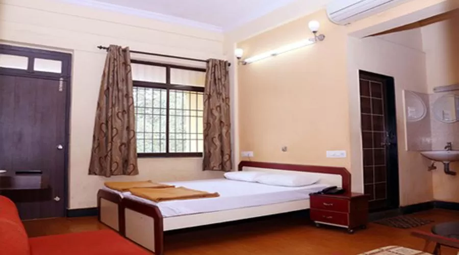 Hotel Sahyadri in kankavli at hotelinkonkan.com