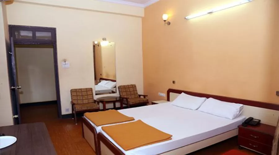 Hotel Sahyadri in kankavli at hotelinkonkan.com