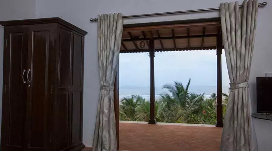 Beach Front Villas  in ganpatipule hotelsinkonkan.in
