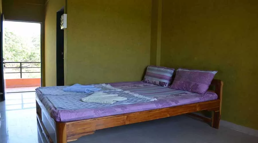 Shining Sagar in karde at hotelinkonkan.com