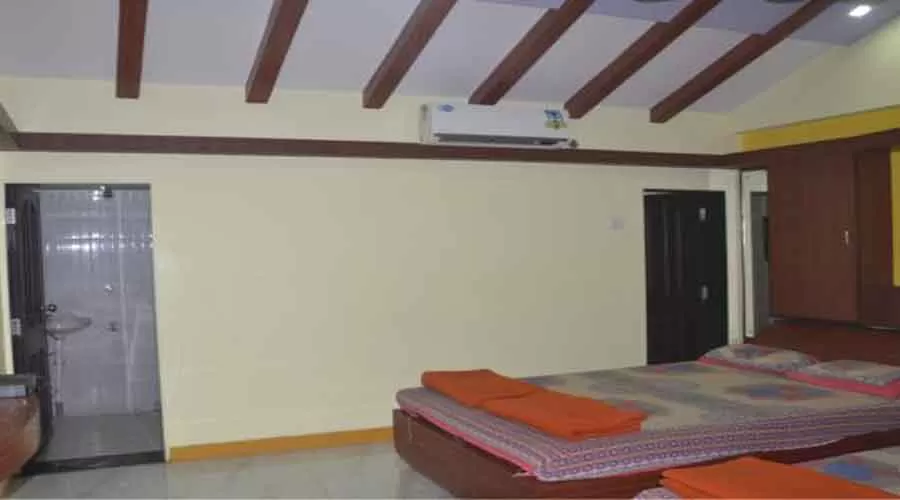 Kulpe Farm House in Akshi at hotelinkonkan.com