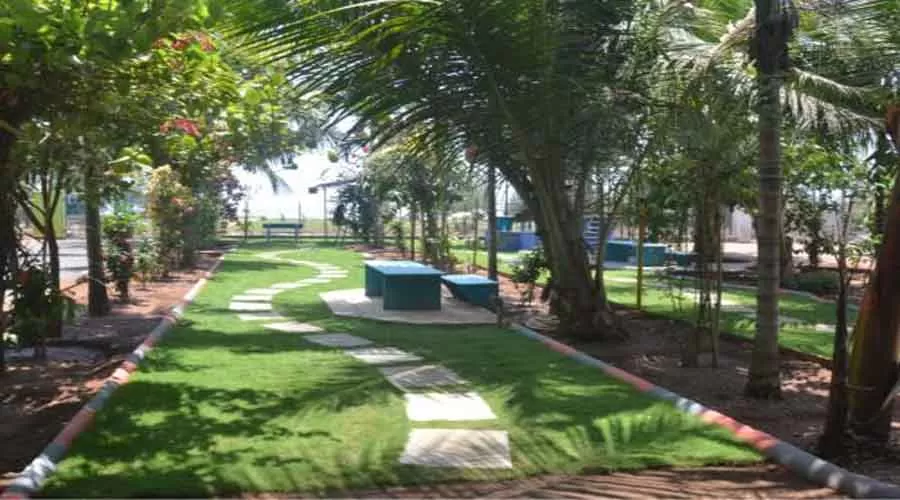 Kulpe Farm House in Akshi at hotelinkonkan.com