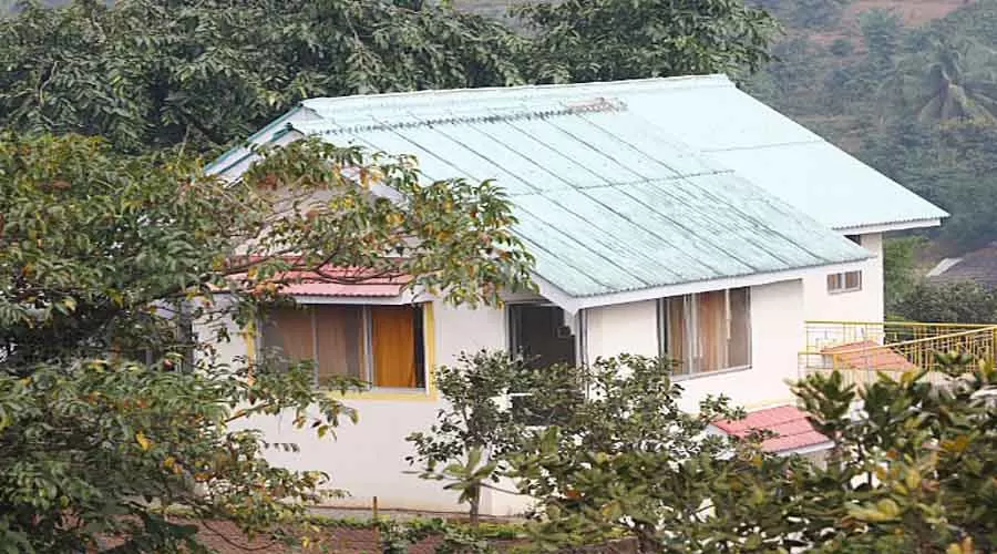 Aryawarta Holiday Village in Dapoli at hotelinkonkan.com