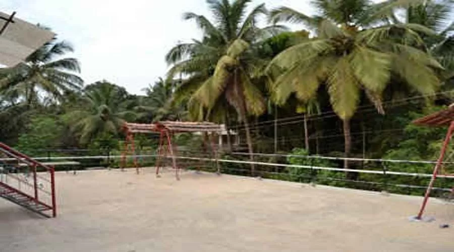 Madhura Holidays in diveagar at hotelinkonkan.com