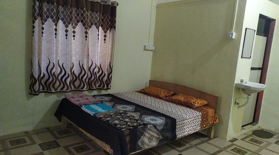 non ac room at aditya guest house kashid