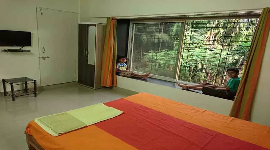 Hotel Oceanic in diveagar at hotelinkonkan.com