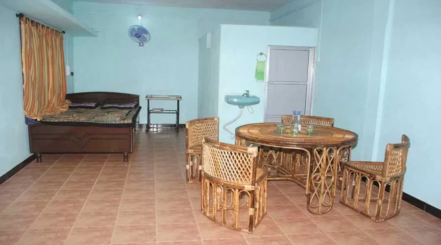 Non ac rooms in Rajapur At hotelinkonkan.com