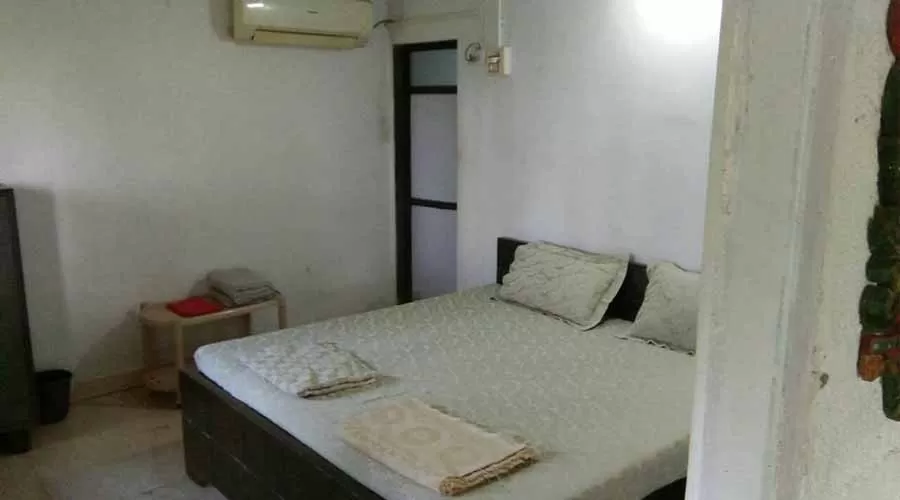 Niwant Sagar Beach Resort in shrivardhan at hotelinkonkan.com