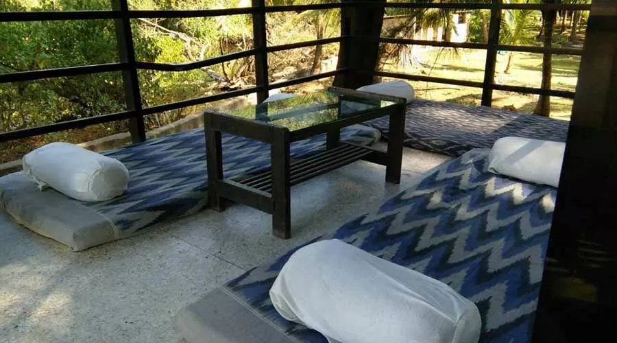 Niwant Sagar Beach Resort in shrivardhan at hotelinkonkan.com