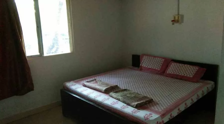 Niwant Sagar Beach Resort in shrivardhan at hotelinkonkan.com