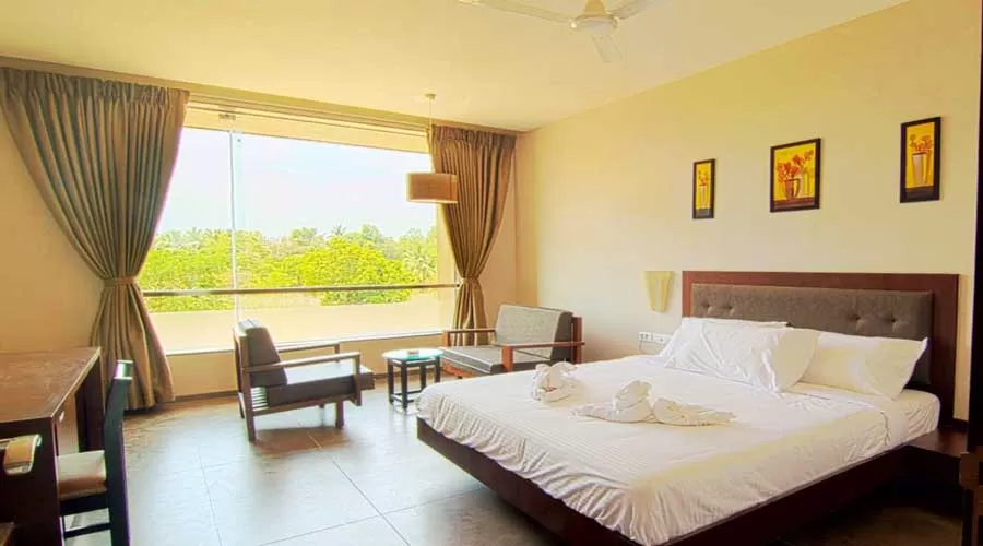 Hotel Lemon Grass in kudal at hotelinkonkan.com