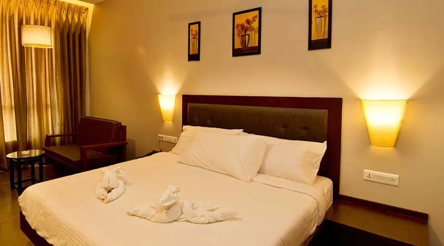 Hotel Lemon Grass in kudal at hotelinkonkan.com