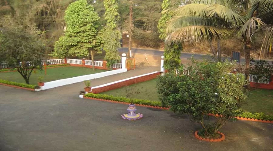 Hotel Sulbha in kudal at hotelinkonkan.com