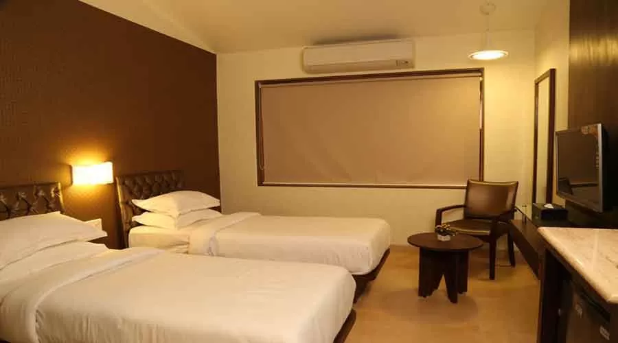 Hotel Sea Wind in shrivardhan at hotelinkonkan.com
