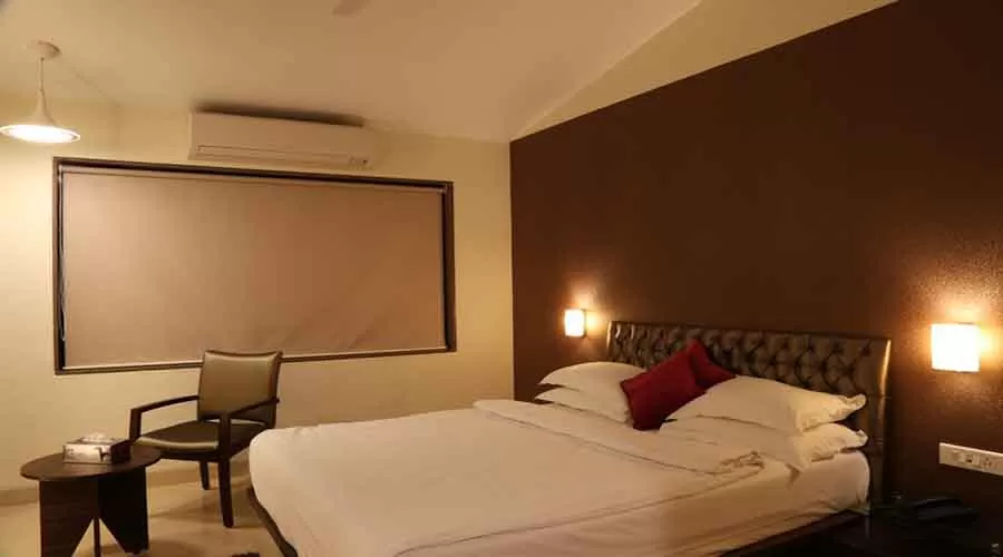 Hotel Sea Wind in shrivardhan at hotelinkonkan.com