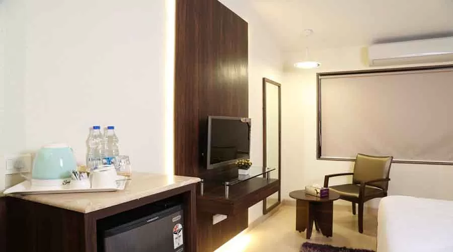 Hotel Sea Wind in shrivardhan at hotelinkonkan.com