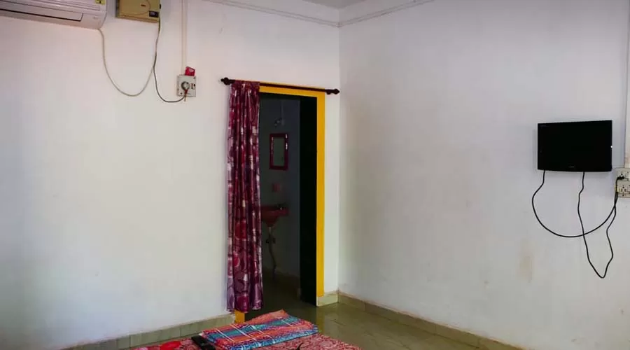 Mahapurush Nyahari Niwas in tarkarli at hotelinkonkan.com