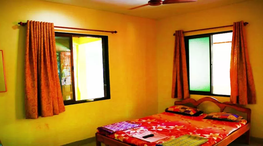 Mahapurush Nyahari Niwas in tarkarli at hotelinkonkan.com